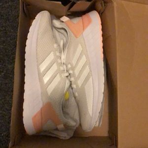 Women’s Adidas sneakers